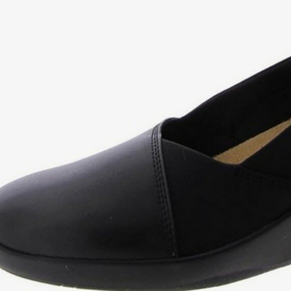 Clarks Women's Suttyn Walk Loafer Leather  Women's 7M FLOOR SAMPLE - Picture 1 of 6